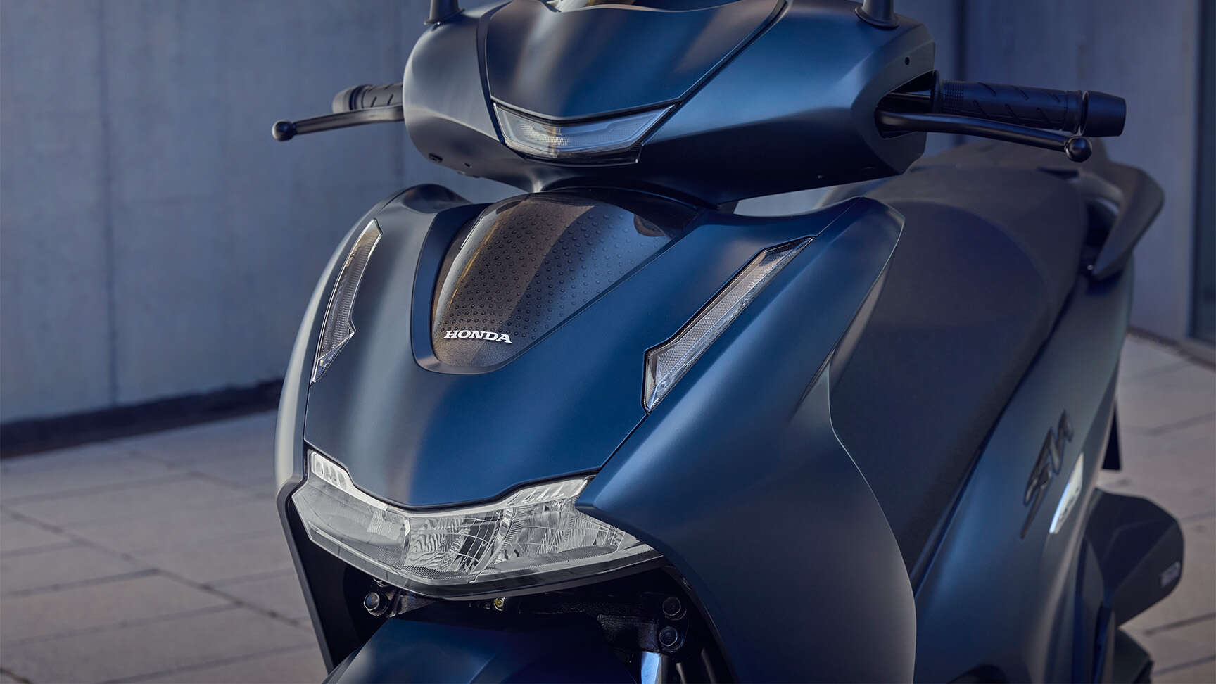 Kifinomult vonalvezetés és LED-es világítás